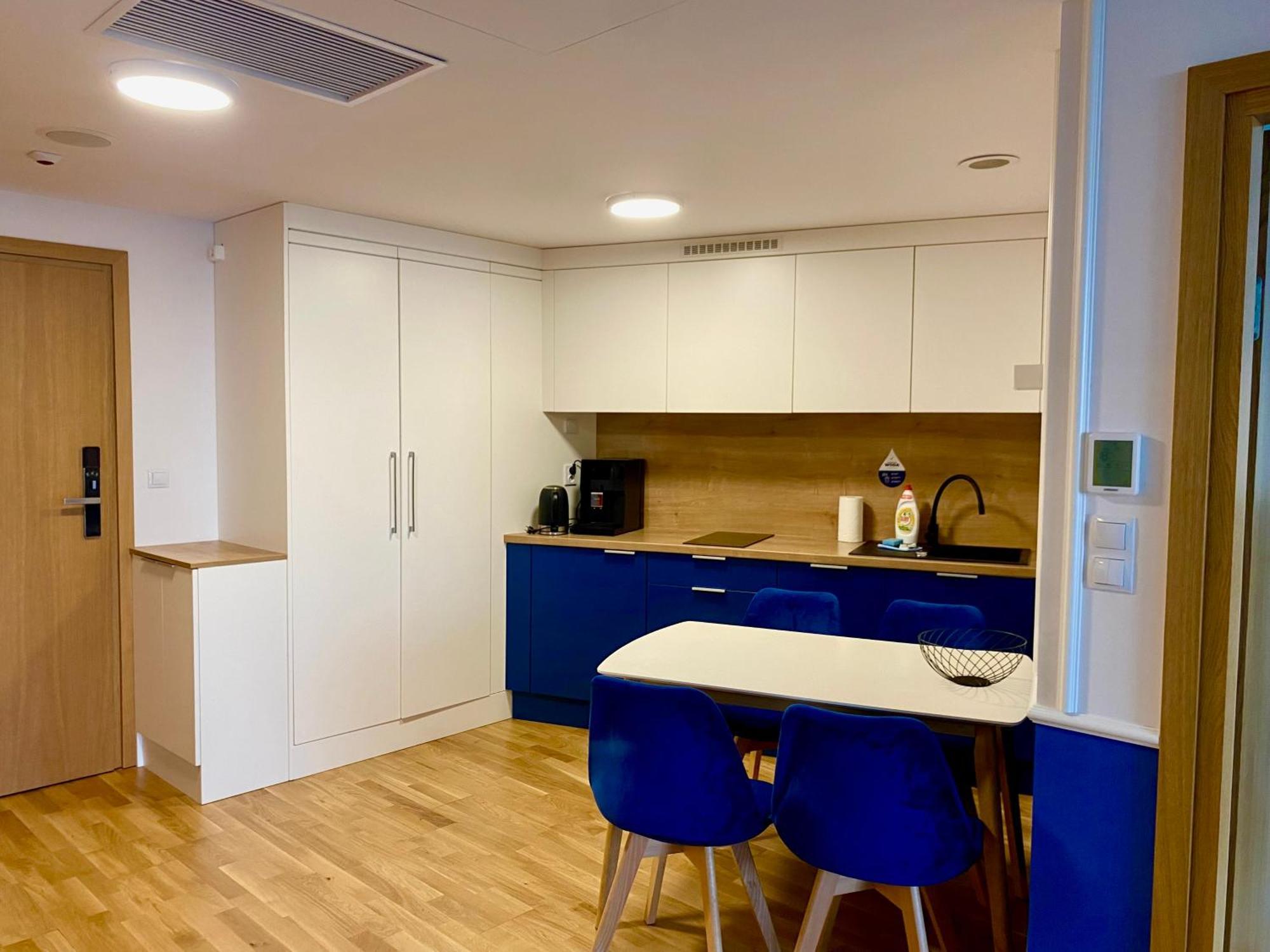 Seaside Park Apartament Z Widokiem Na Morze โควอบเซก ภายนอก รูปภาพ